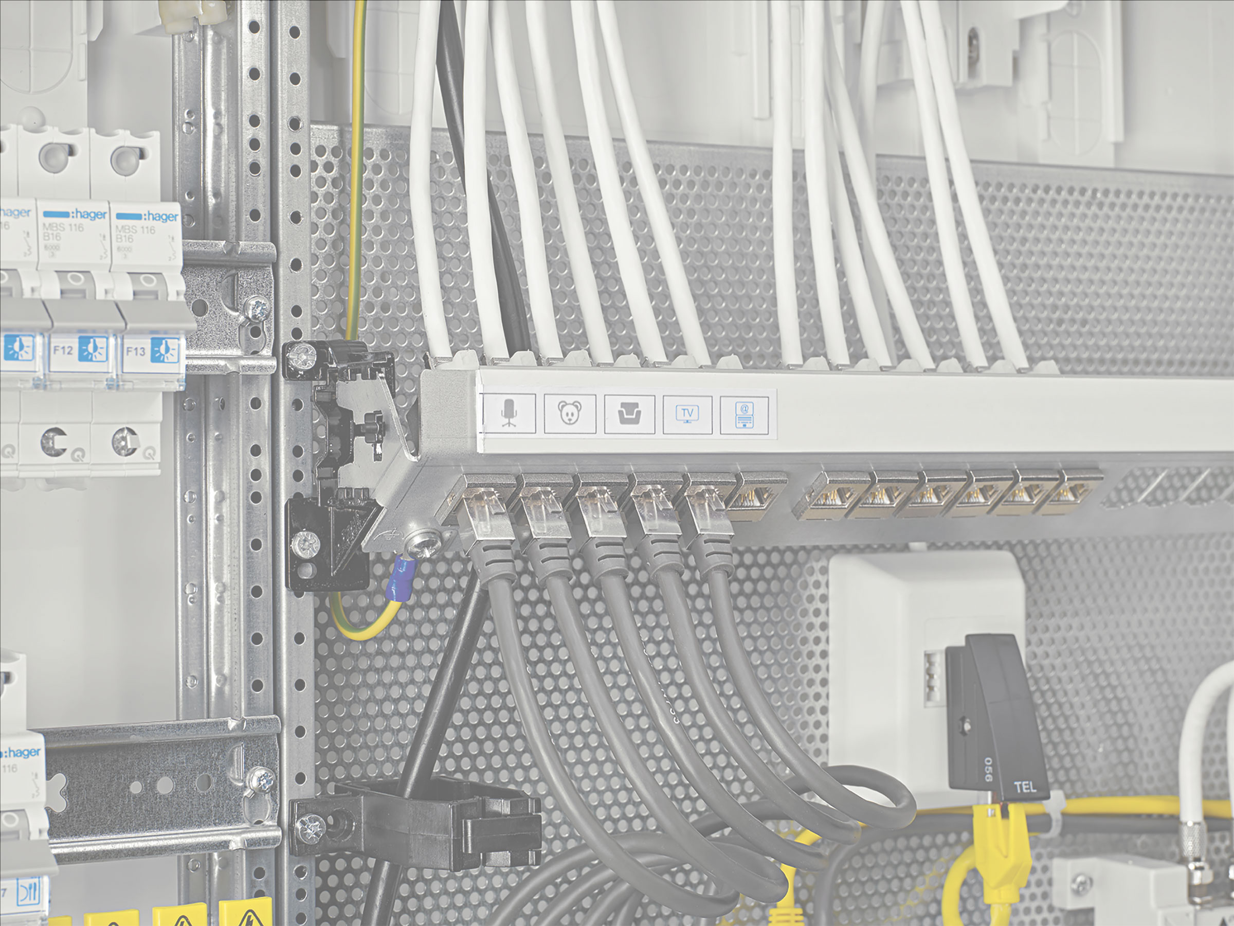 Gebäudeautomation und Lichtsteuerung » Steuerungsverteiler